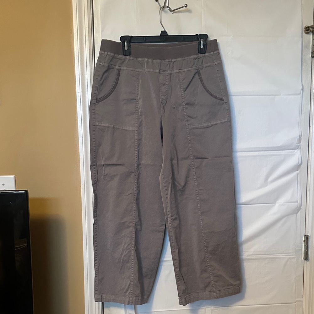 Escape by Habitat clothes Taupe Capris
